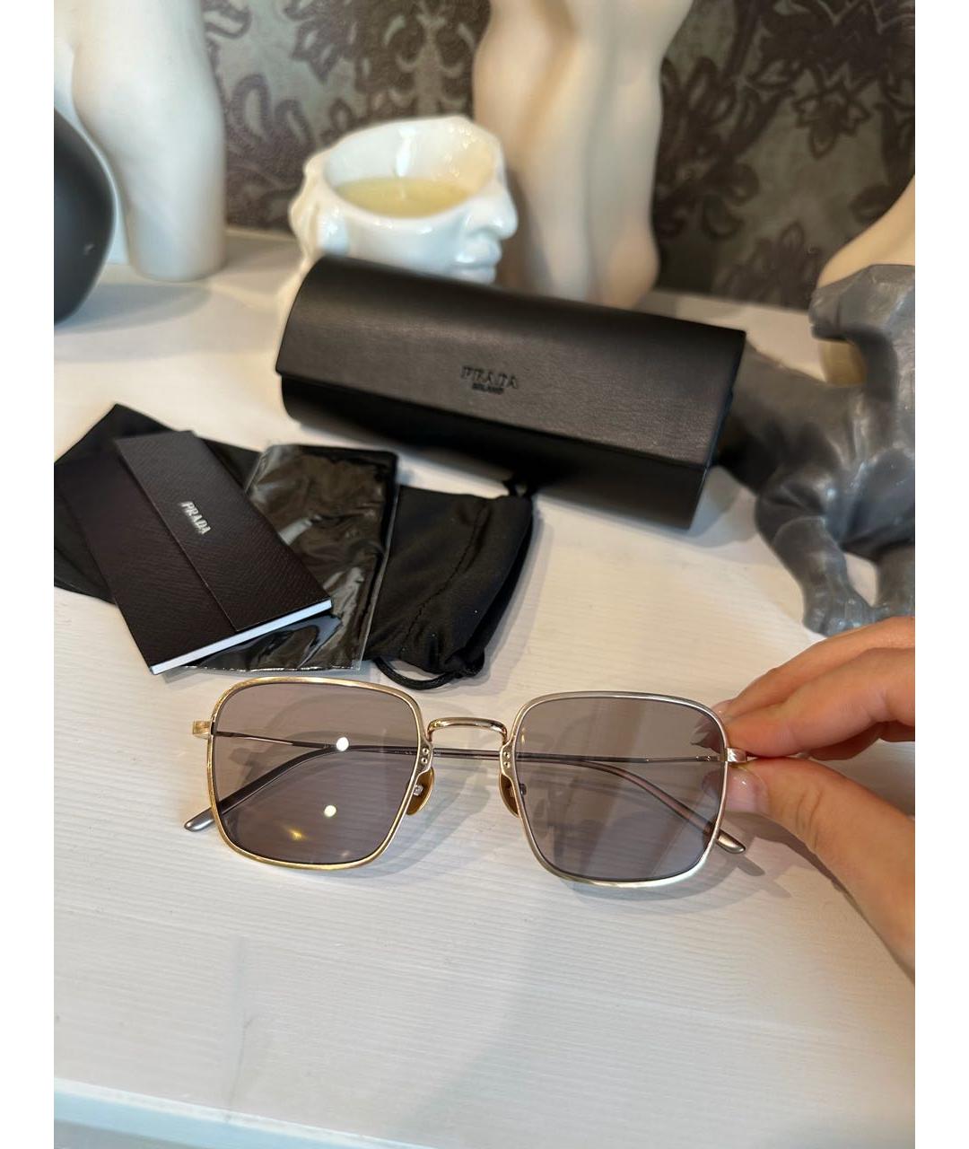 PRADA Коричневые металлические солнцезащитные очки, фото 5