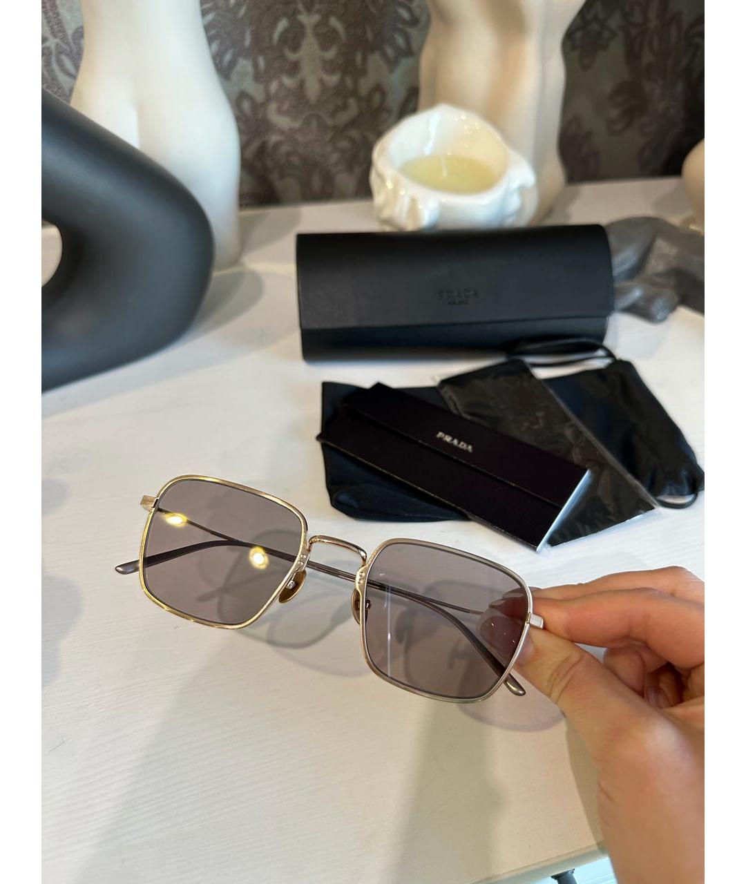 PRADA Коричневые металлические солнцезащитные очки, фото 2