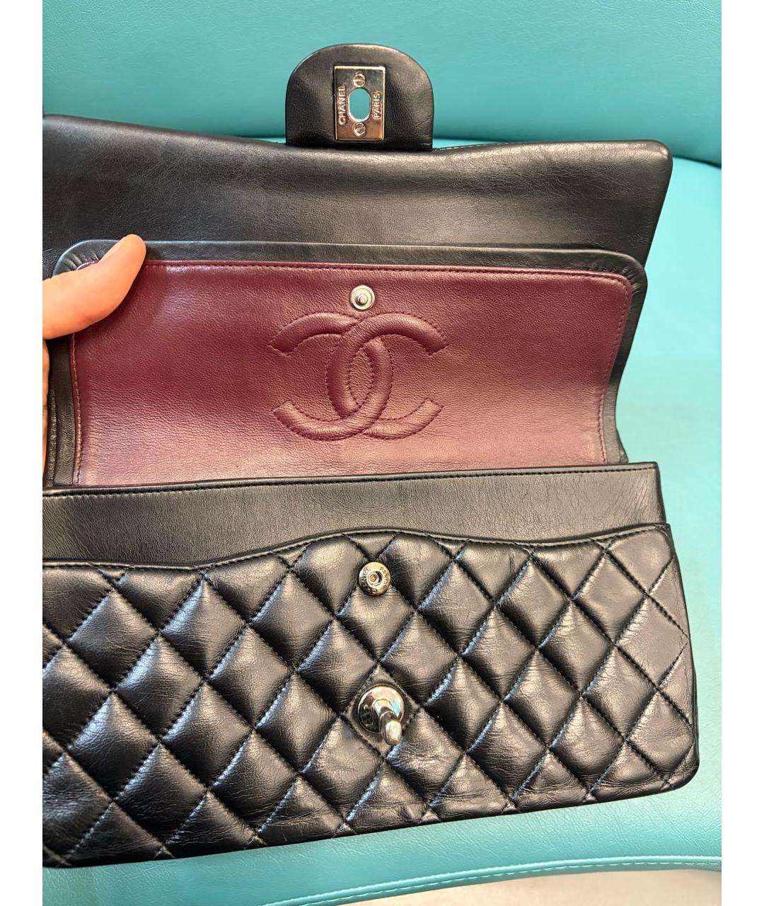 CHANEL Черная кожаная сумка через плечо, фото 3