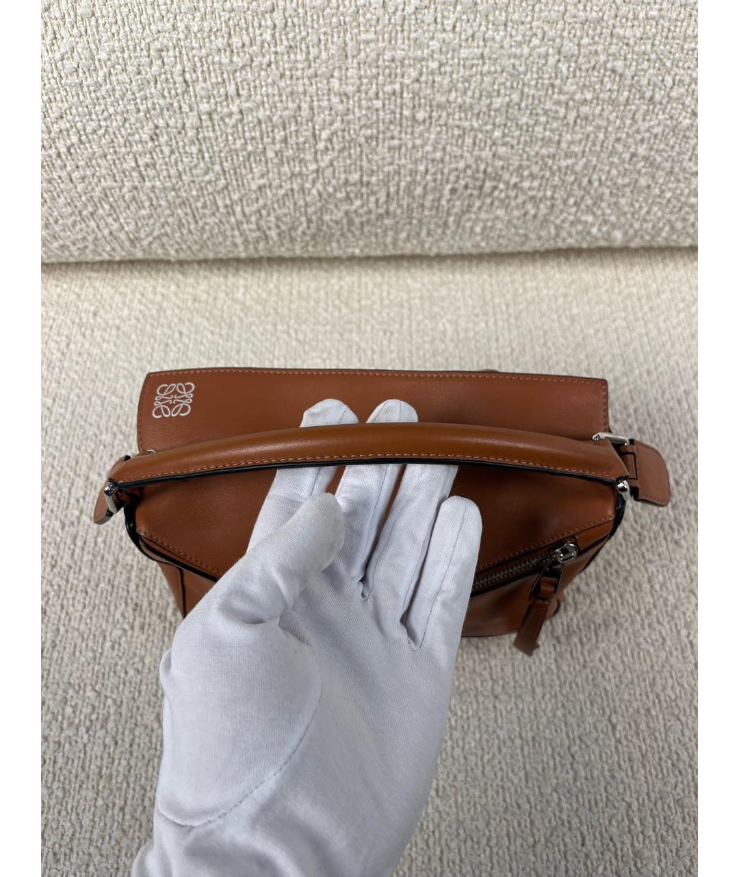 LOEWE Коричневая кожаная сумка с короткими ручками, фото 7