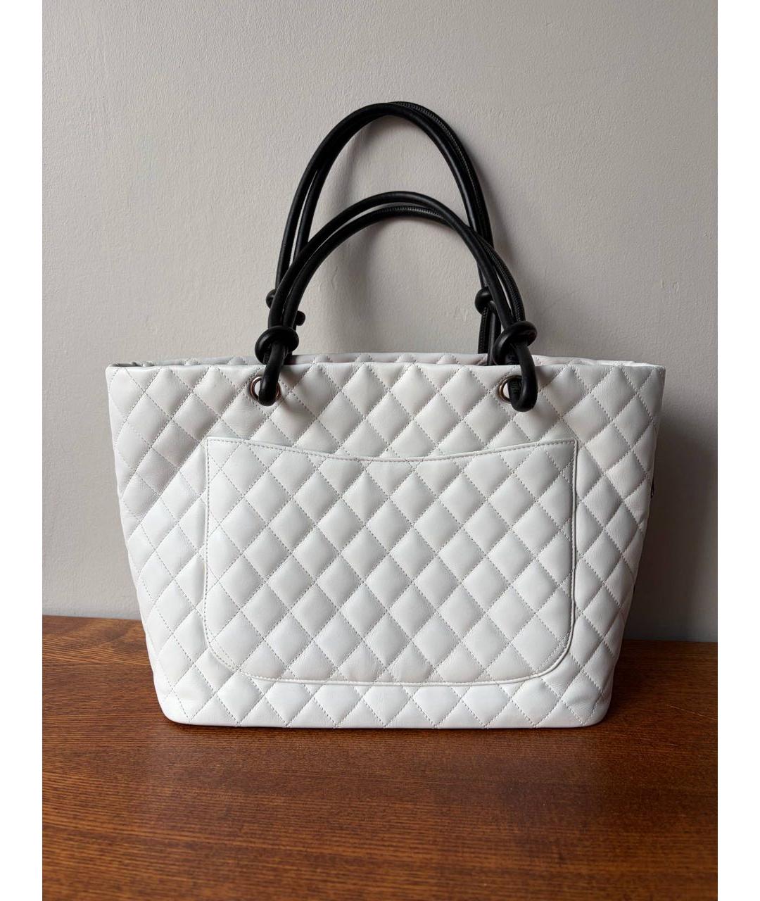 CHANEL Белая кожаная сумка через плечо, фото 6