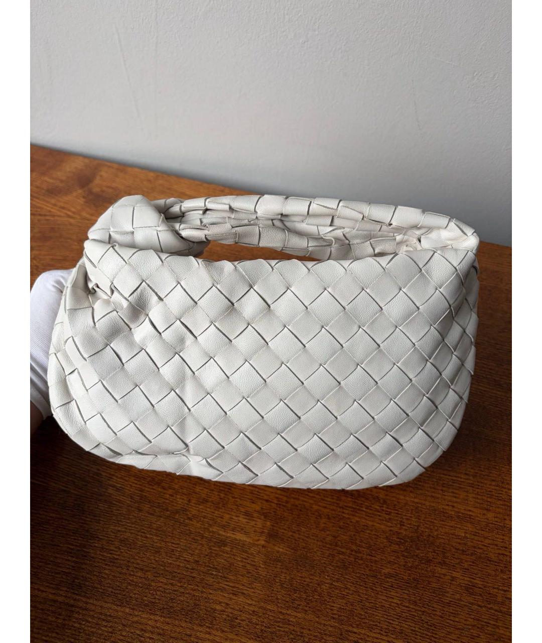 BOTTEGA VENETA Белая кожаная сумка с короткими ручками, фото 4