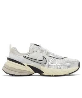 NIKE Кроссовки