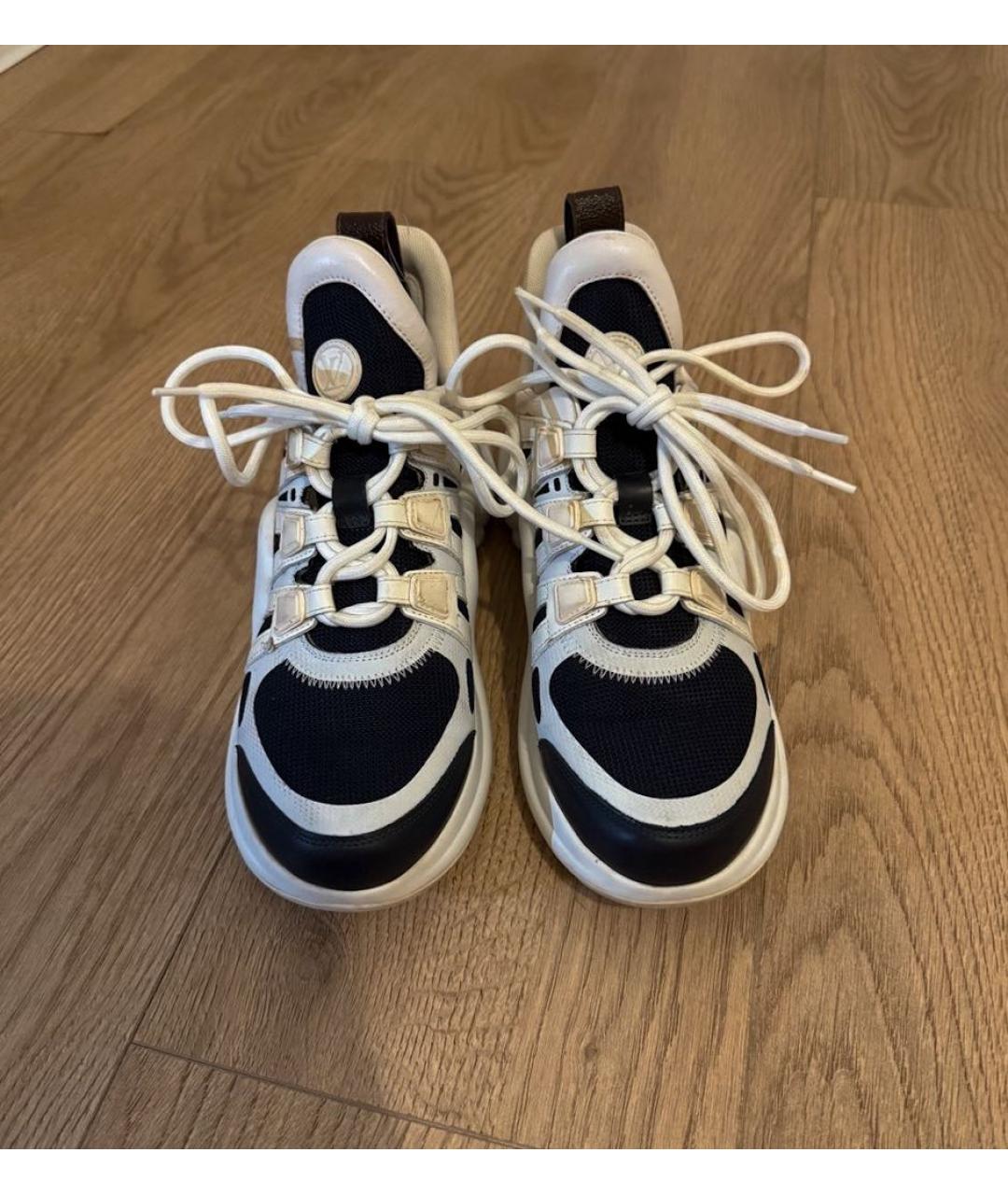 LOUIS VUITTON Белые кожаные кроссовки, фото 2