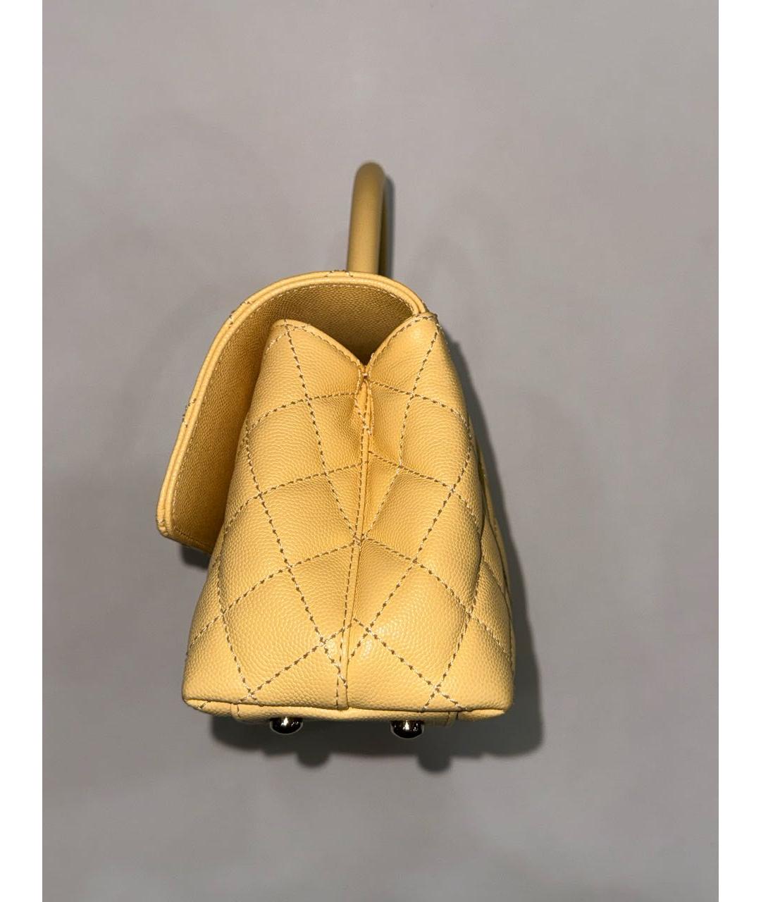 CHANEL Желтая кожаная сумка с короткими ручками, фото 2
