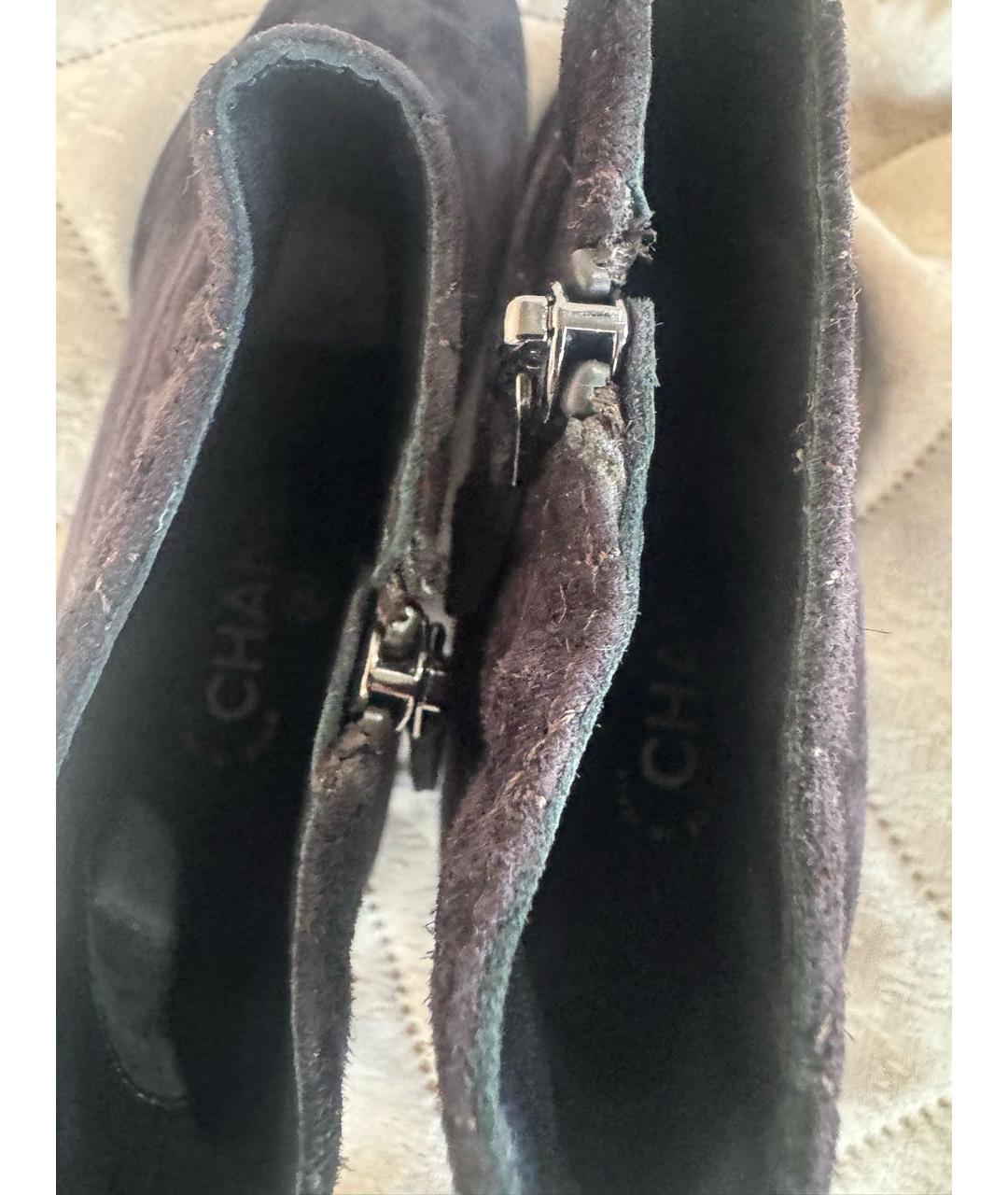 CHANEL Фиолетовые замшевые ботильоны, фото 3