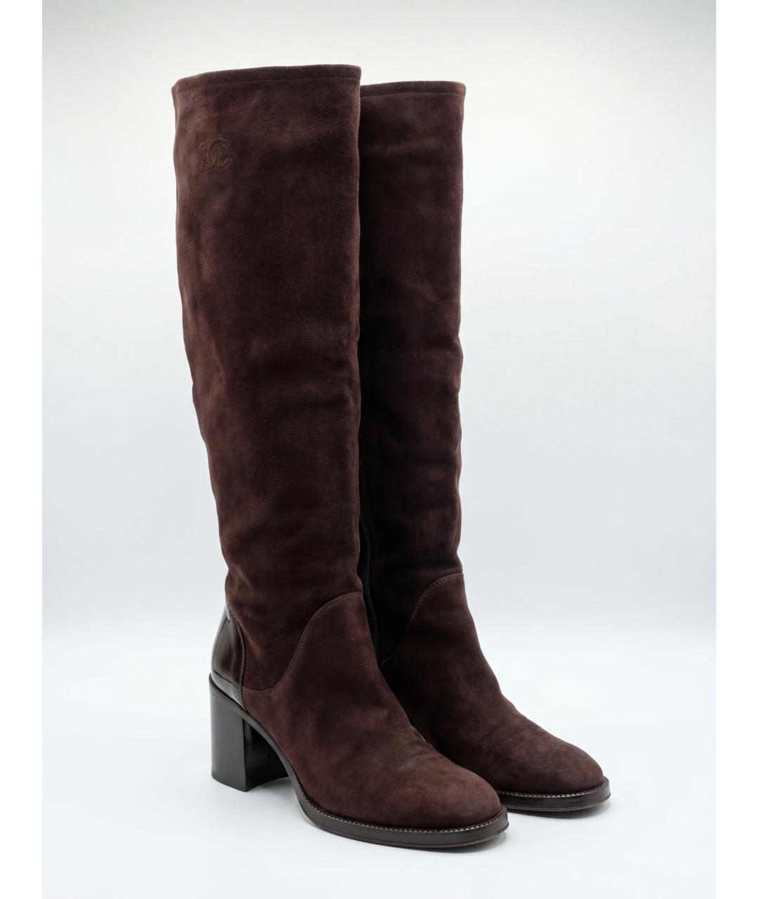 CHANEL Коричневые замшевые сапоги, фото 3