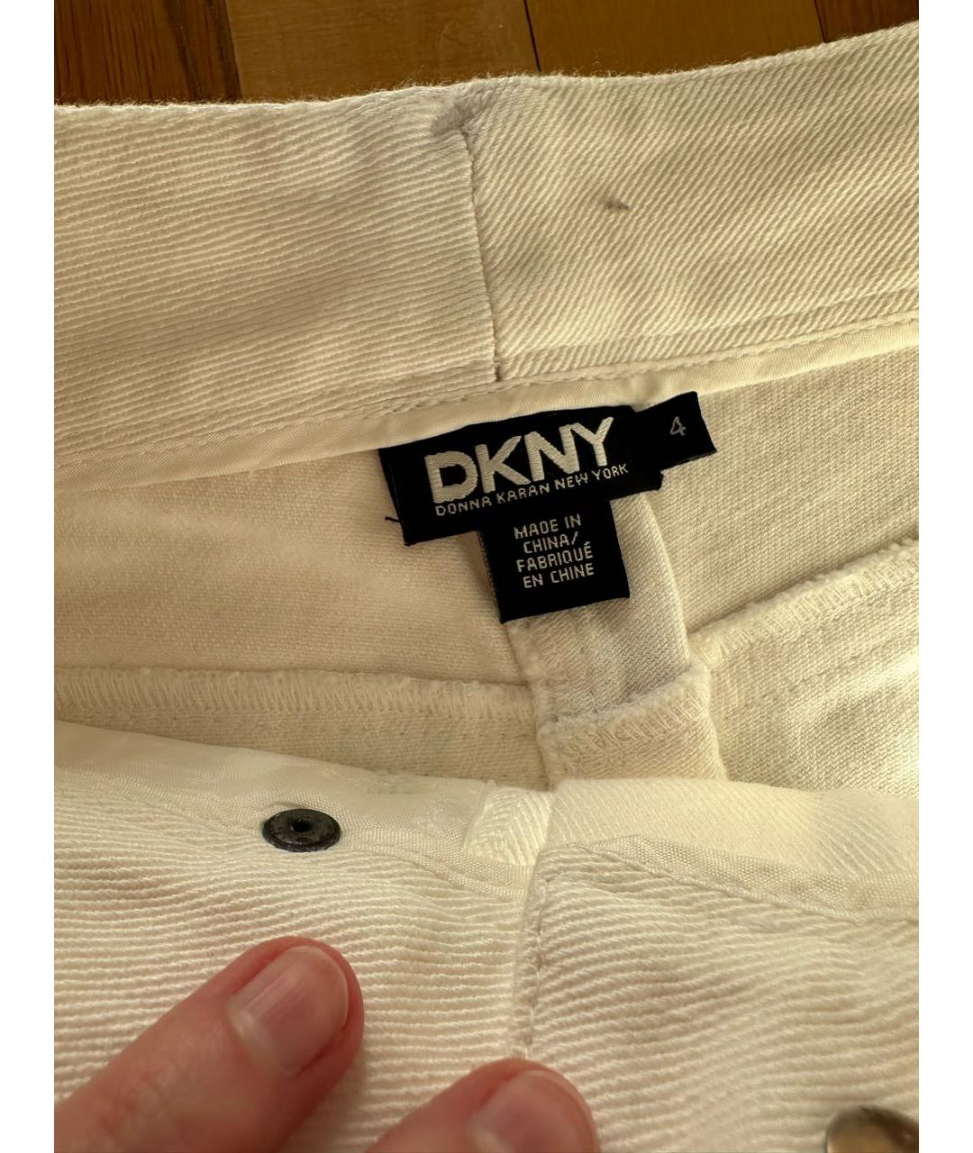 DKNY Белые хлопковые джинсы клеш, фото 2