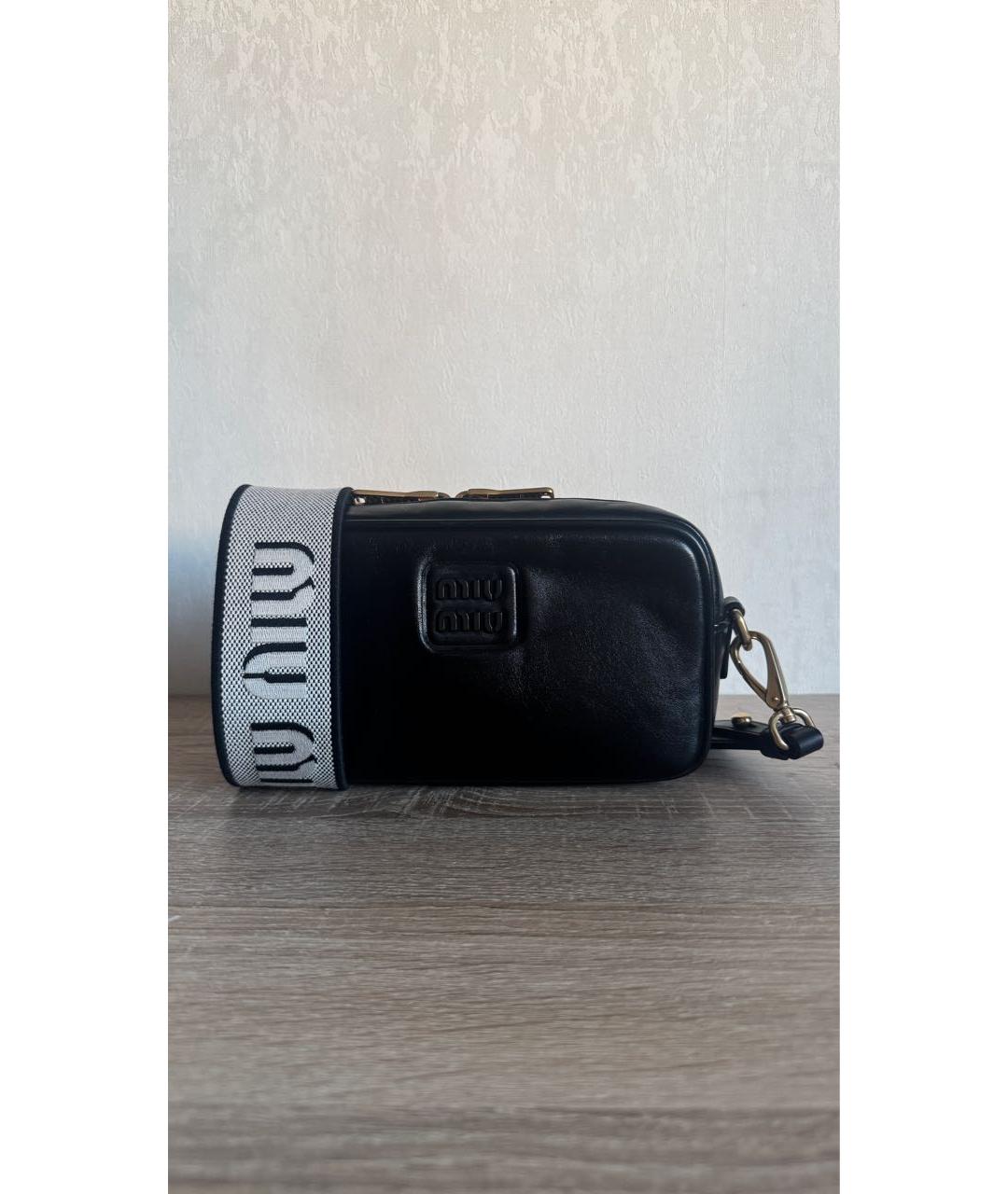 MIU MIU Черная кожаная сумка через плечо, фото 2