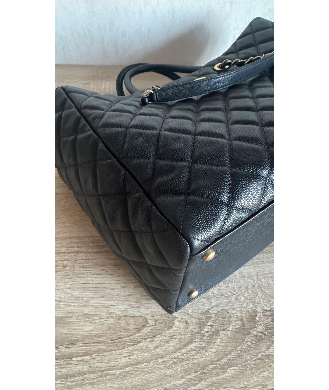 CHANEL Черная кожаная сумка тоут, фото 4