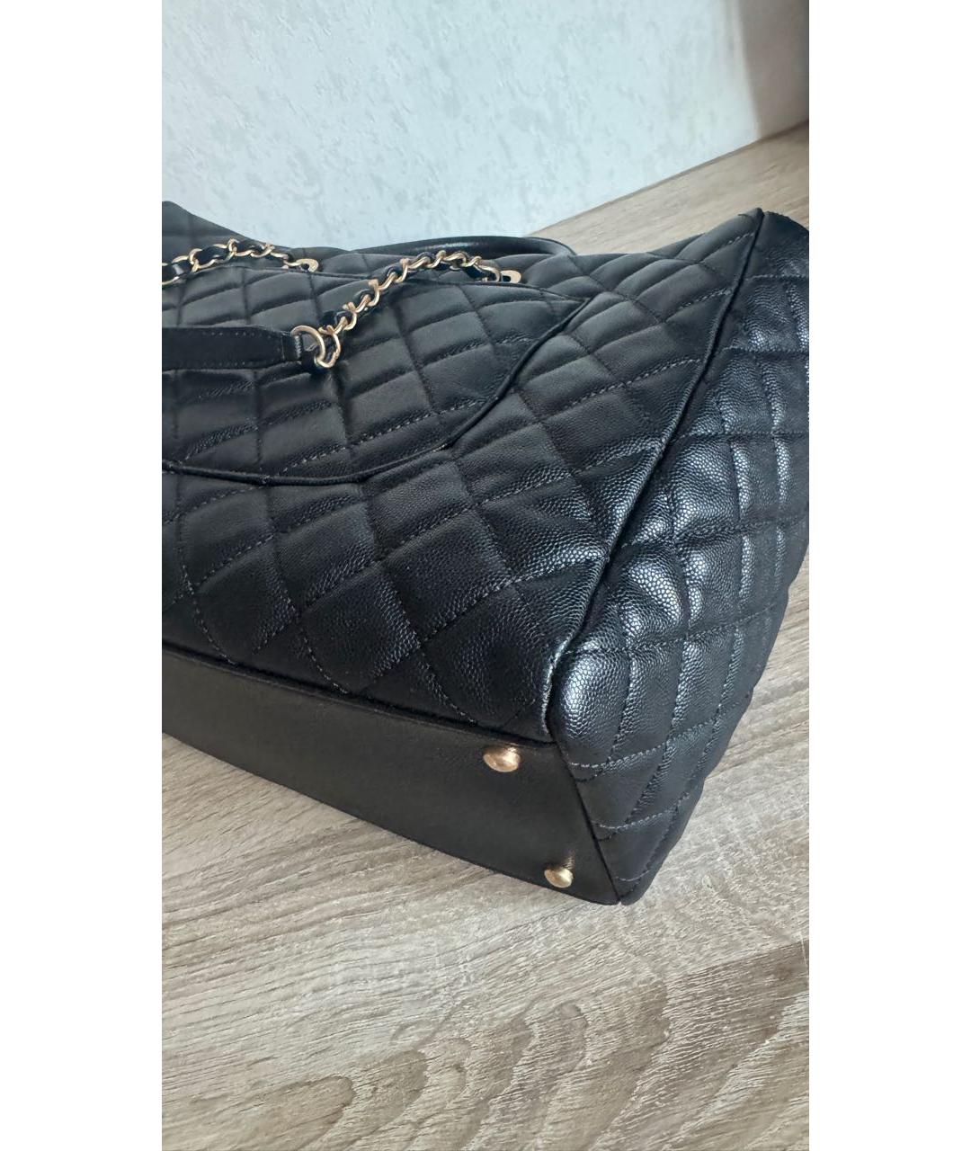 CHANEL Черная кожаная сумка тоут, фото 5