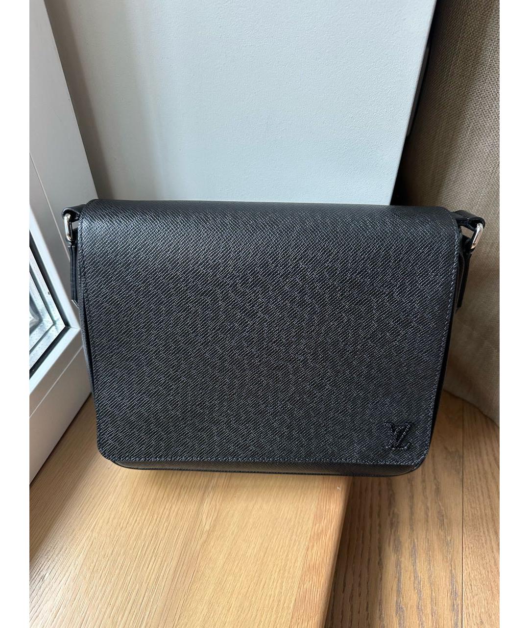 LOUIS VUITTON Черная кожаная сумка на плечо, фото 5