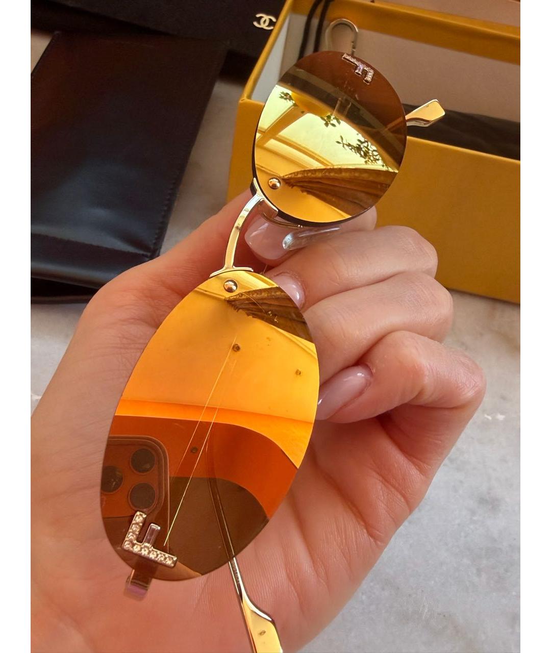 FENDI Золотые металлические солнцезащитные очки, фото 4