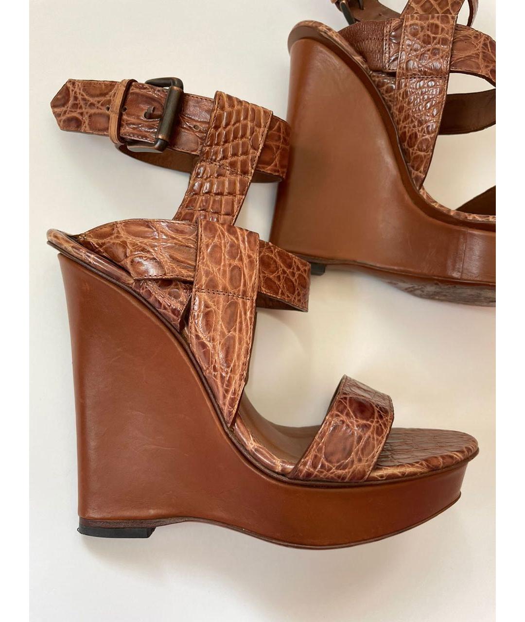 BOTTEGA VENETA Коричневые кожаные босоножки, фото 6