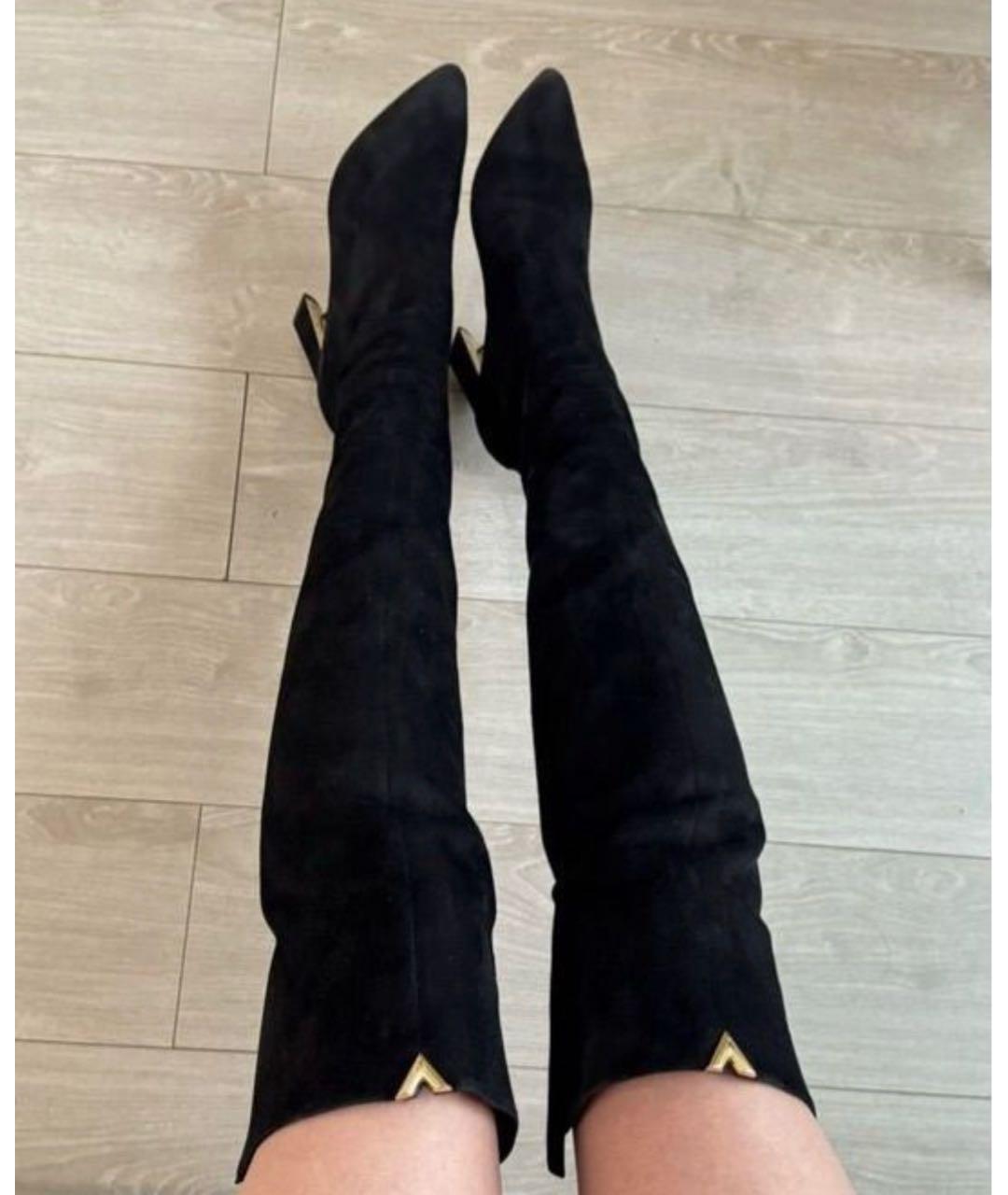 LOUIS VUITTON Черные замшевые сапоги, фото 5