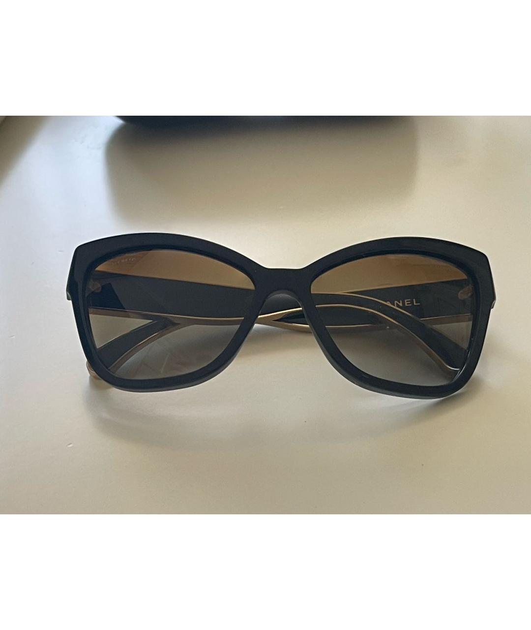 CHANEL Черные пластиковые солнцезащитные очки, фото 3