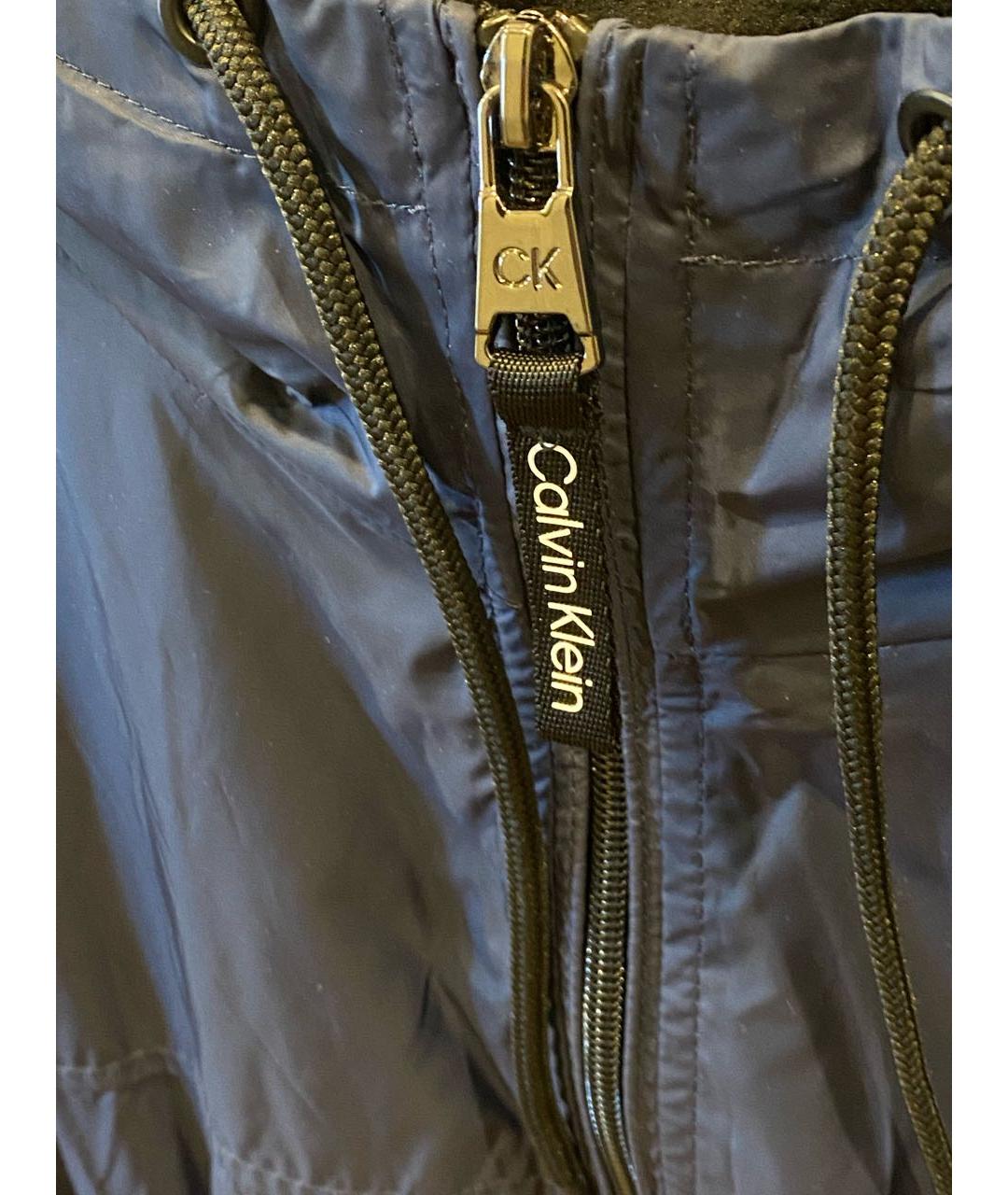 CALVIN KLEIN Темно-синяя полиэстеровая куртка, фото 4