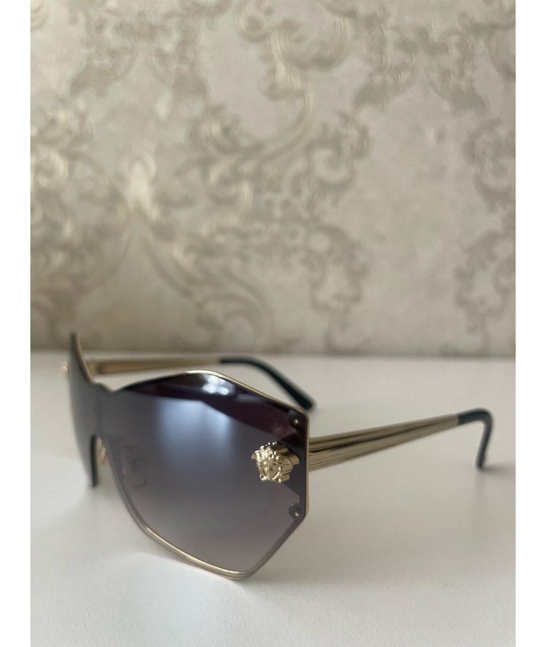 VERSACE Золотые металлические солнцезащитные очки, фото 3
