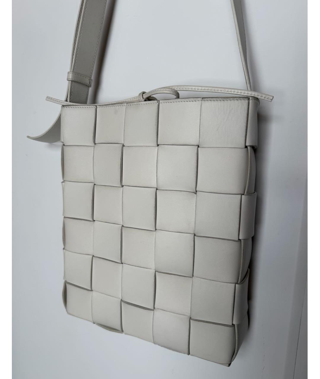 BOTTEGA VENETA Белая кожаная сумка через плечо, фото 3