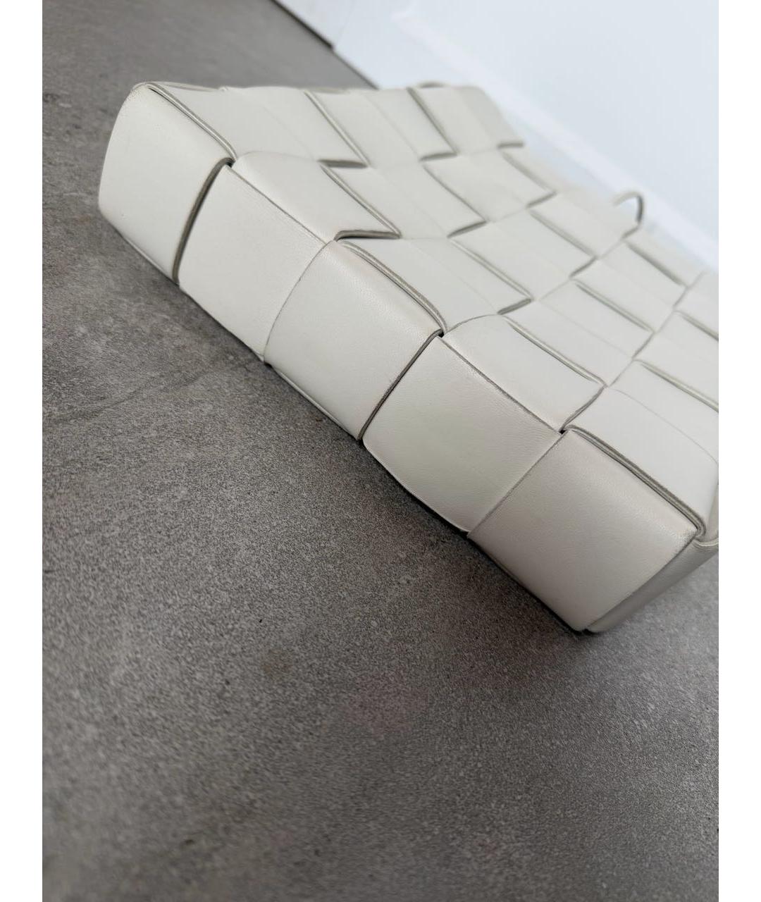 BOTTEGA VENETA Белая кожаная сумка через плечо, фото 6