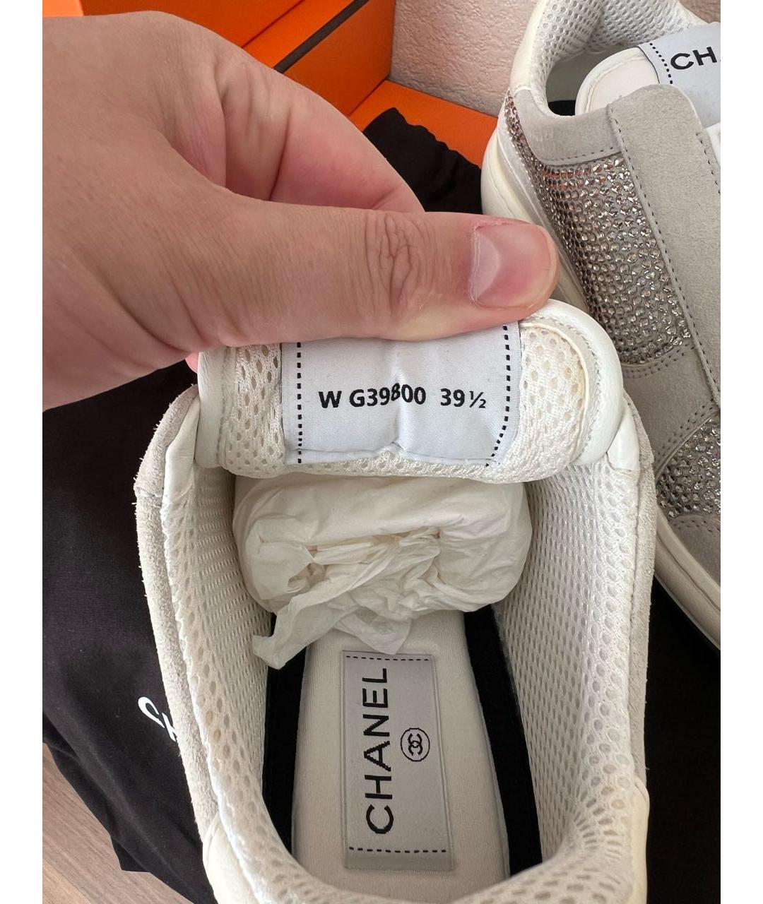 CHANEL Бежевые замшевые кроссовки, фото 4