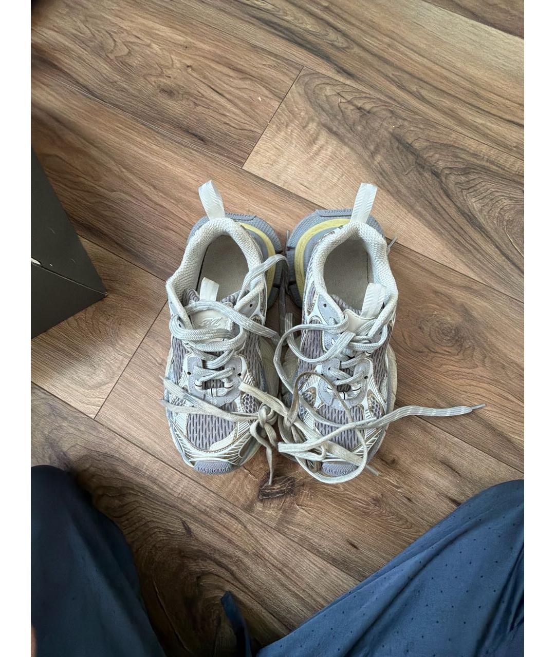 BALENCIAGA Серые синтетические кроссовки, фото 2