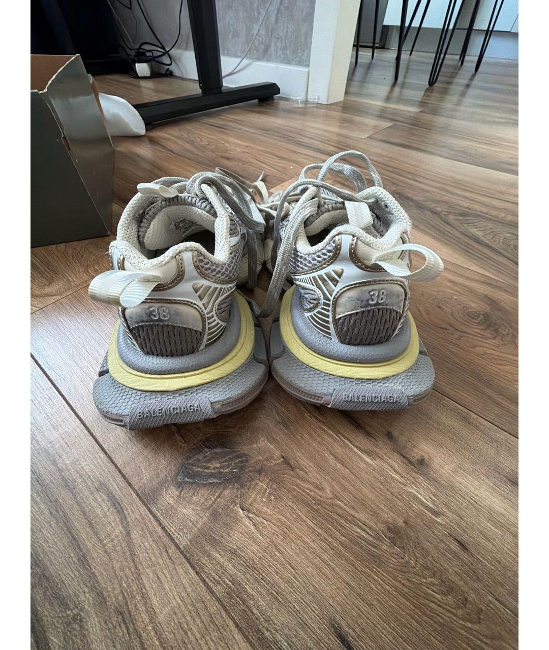 BALENCIAGA Серые синтетические кроссовки, фото 4