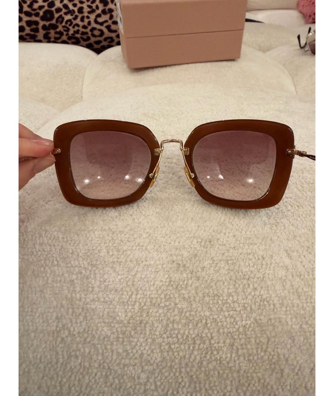 MIU MIU Золотые металлические солнцезащитные очки, фото 5