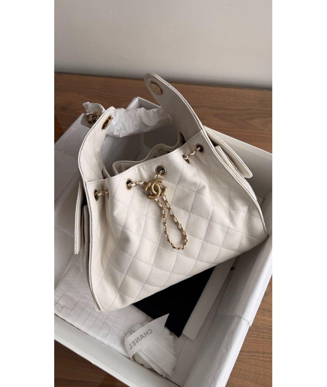 CHANEL Белая кожаная сумка тоут, фото 2