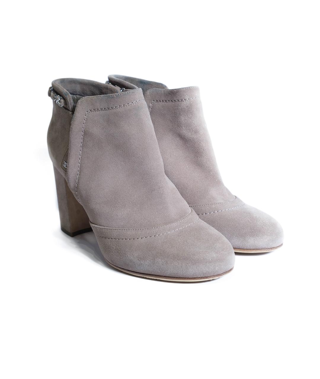 CHANEL Бежевые замшевые ботильоны, фото 2