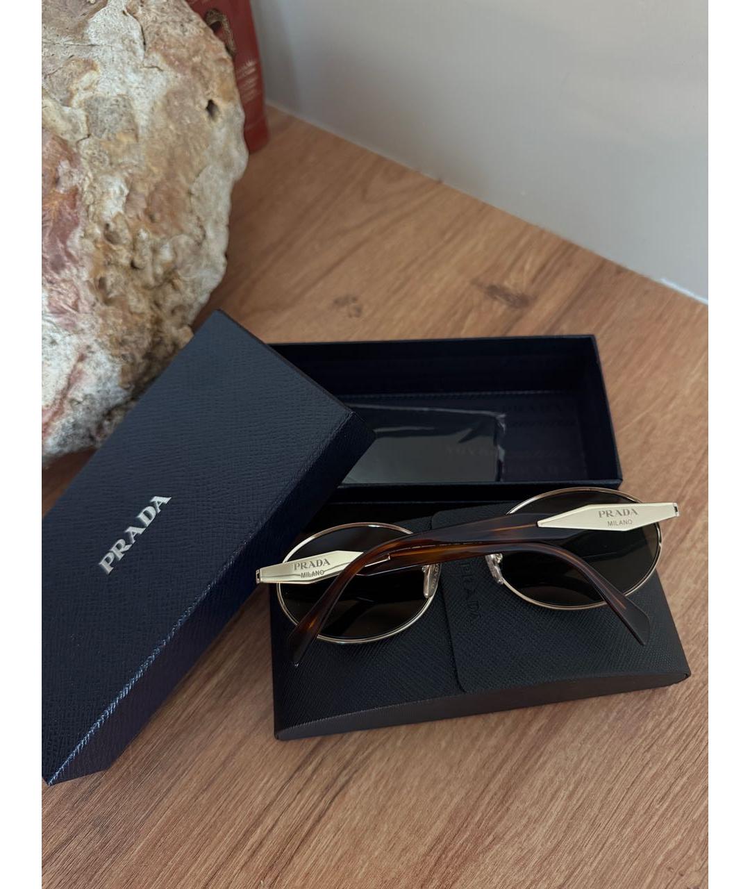 PRADA Золотые металлические солнцезащитные очки, фото 5