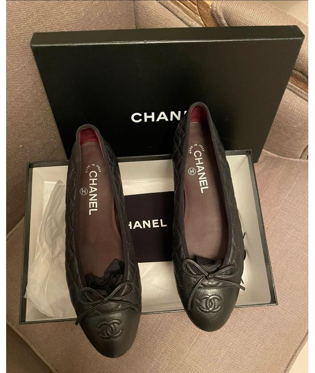 CHANEL Черные кожаные балетки, фото 2