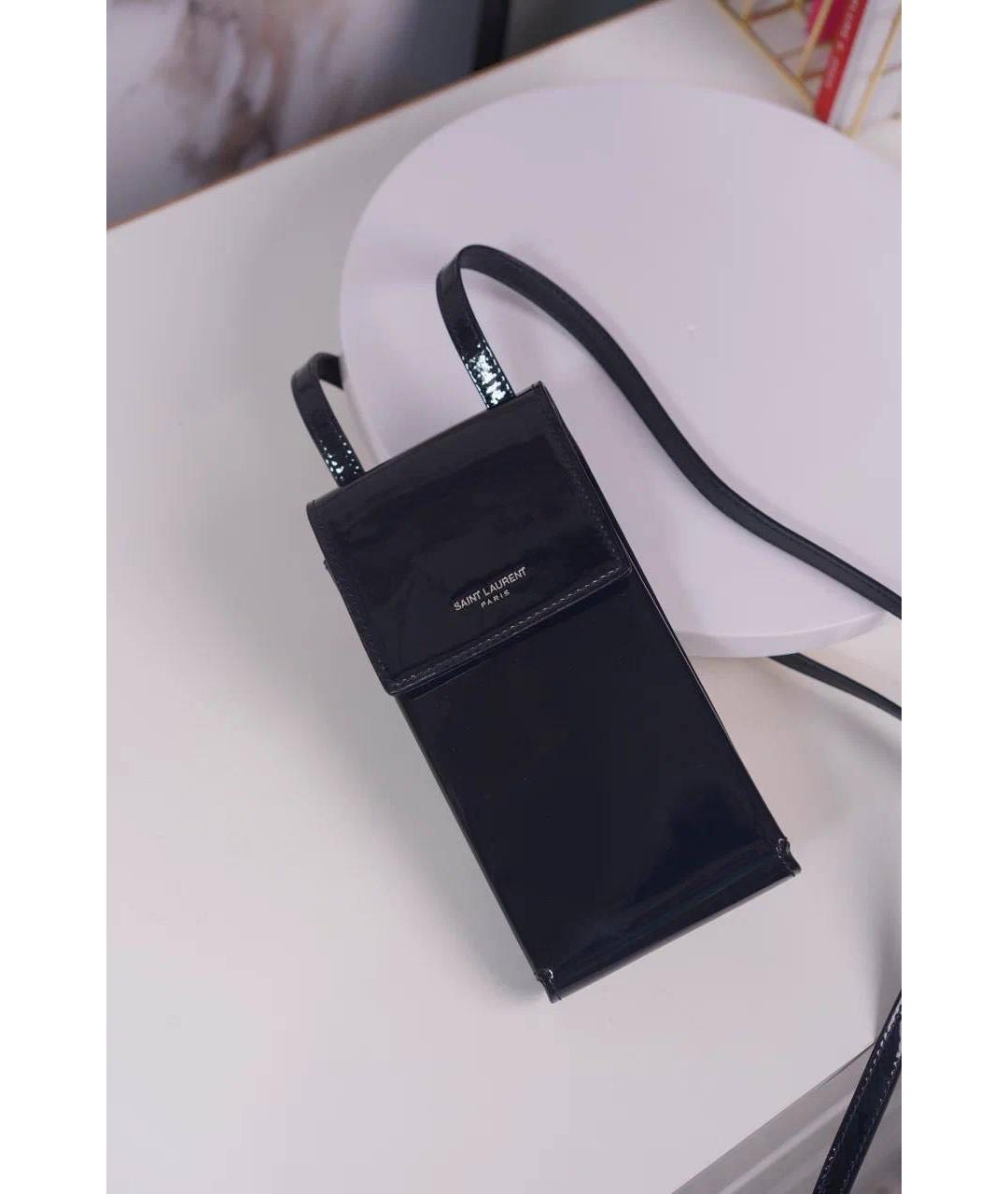 SAINT LAURENT Темно-синяя сумка через плечо из лакированной кожи, фото 4