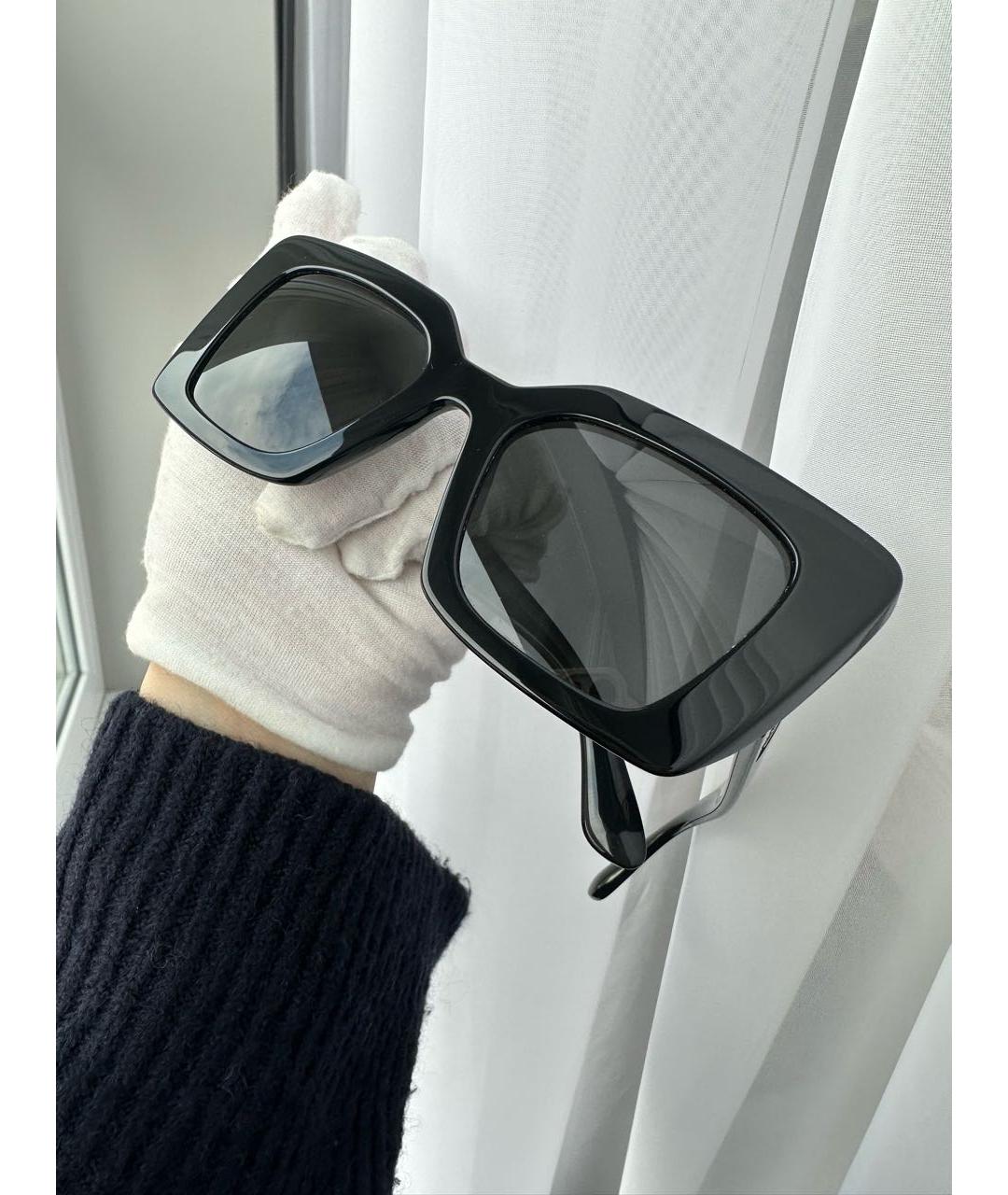 BURBERRY Черные пластиковые солнцезащитные очки, фото 2