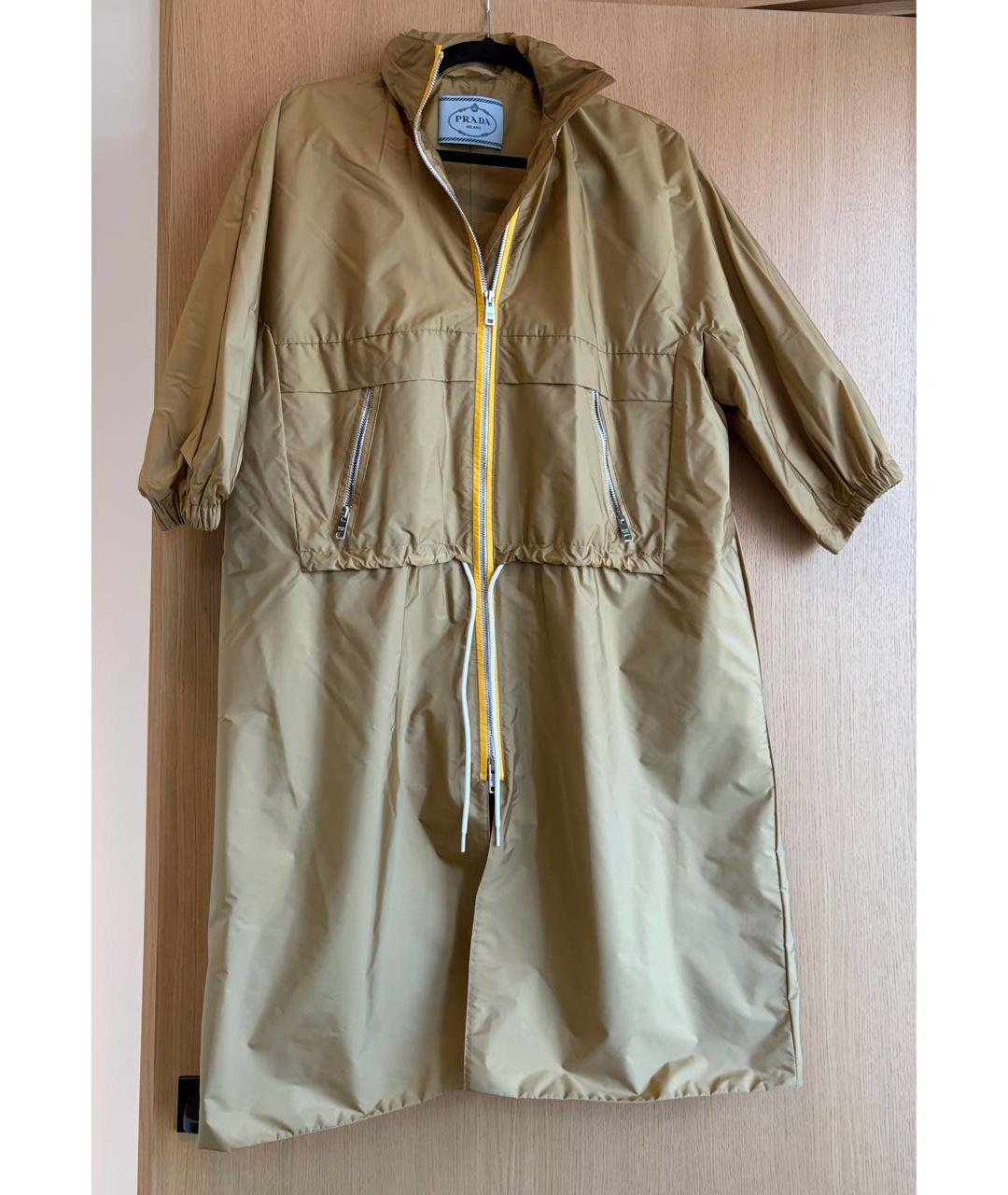 PRADA Горчичный полиамидовый тренч/плащ, фото 9