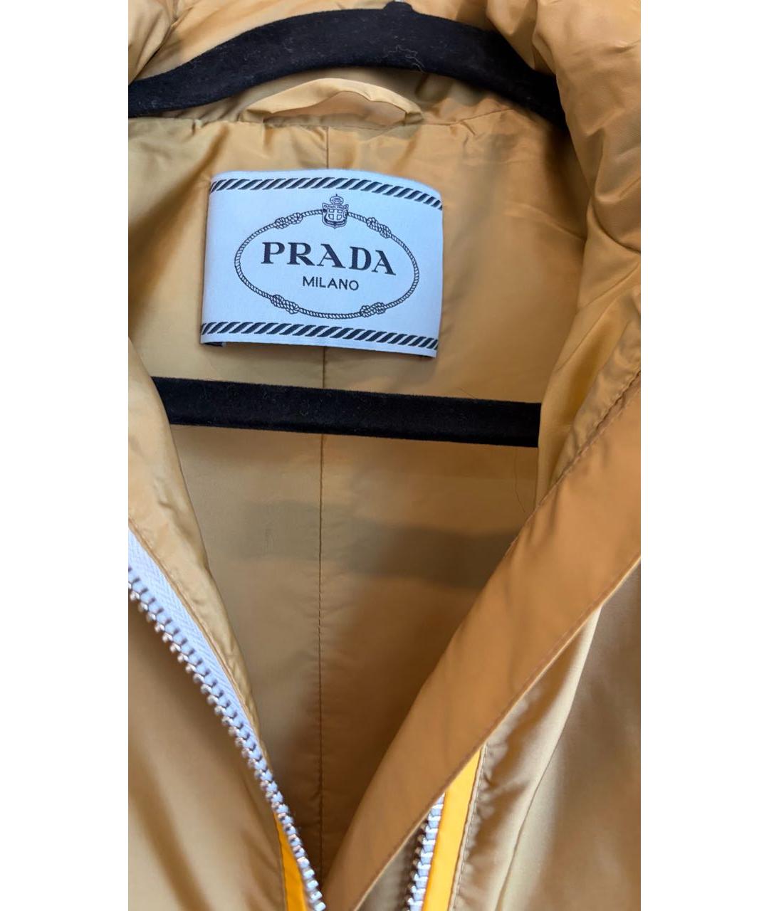 PRADA Горчичный полиамидовый тренч/плащ, фото 3