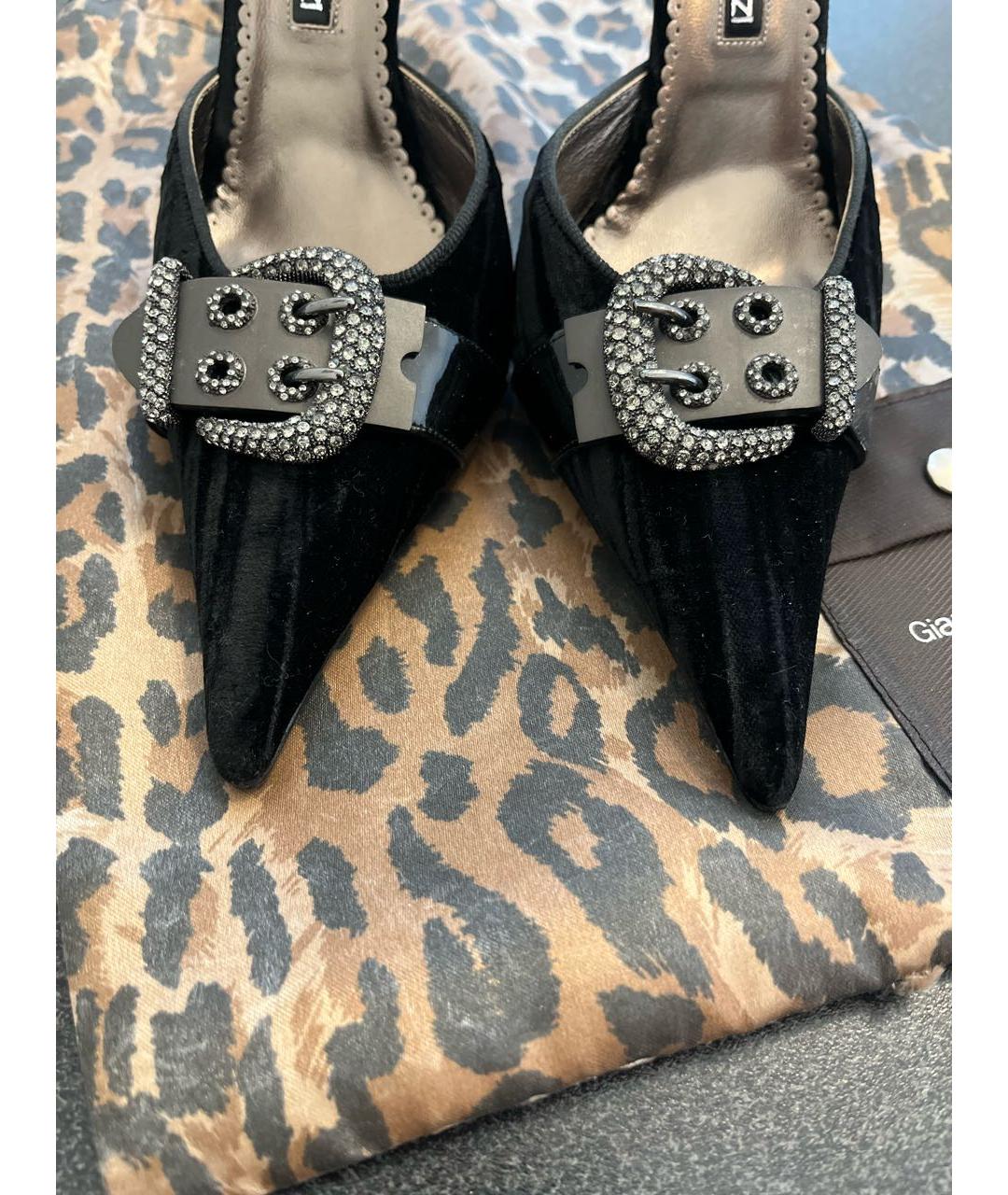 GIAN MARCO LORENZI Черные бархатные туфли, фото 5