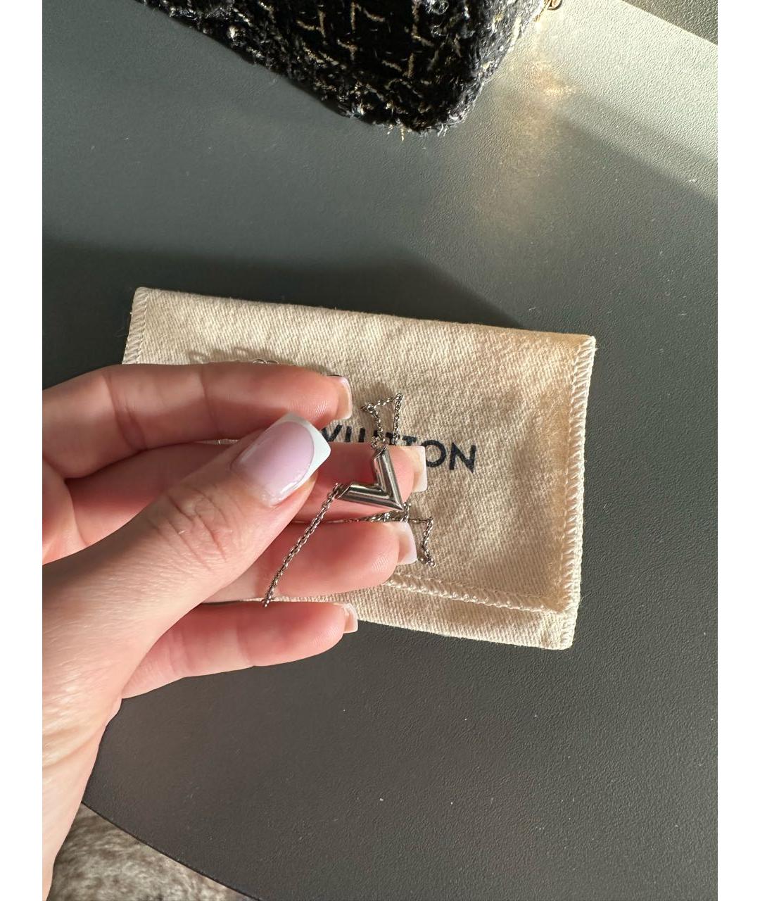 LOUIS VUITTON Серебрянный с серебряным покрытием кулон, фото 2