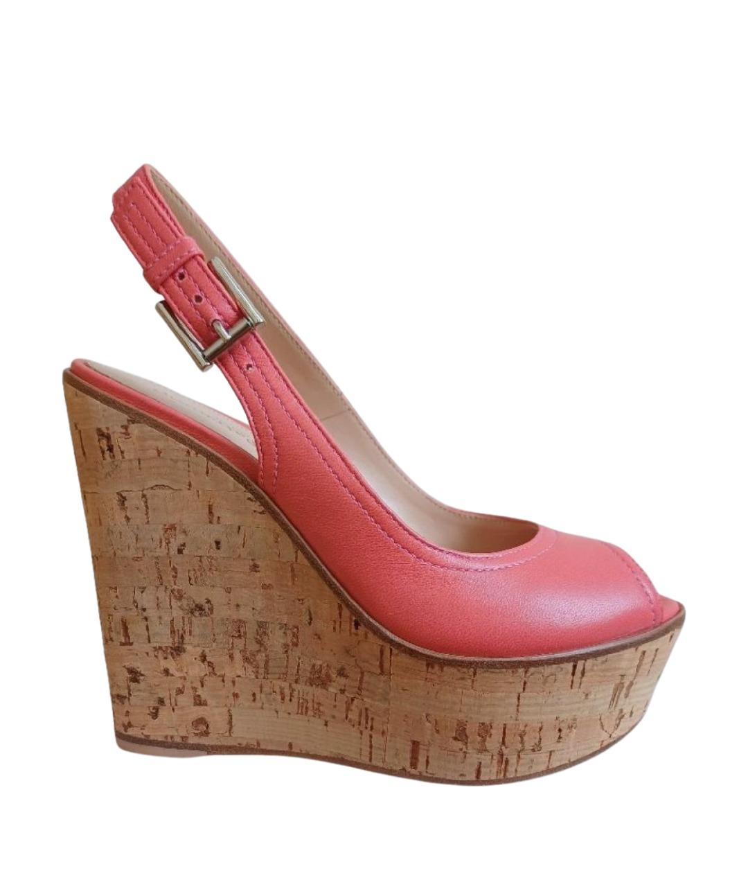 GIANVITO ROSSI Коралловые кожаные босоножки, фото 1