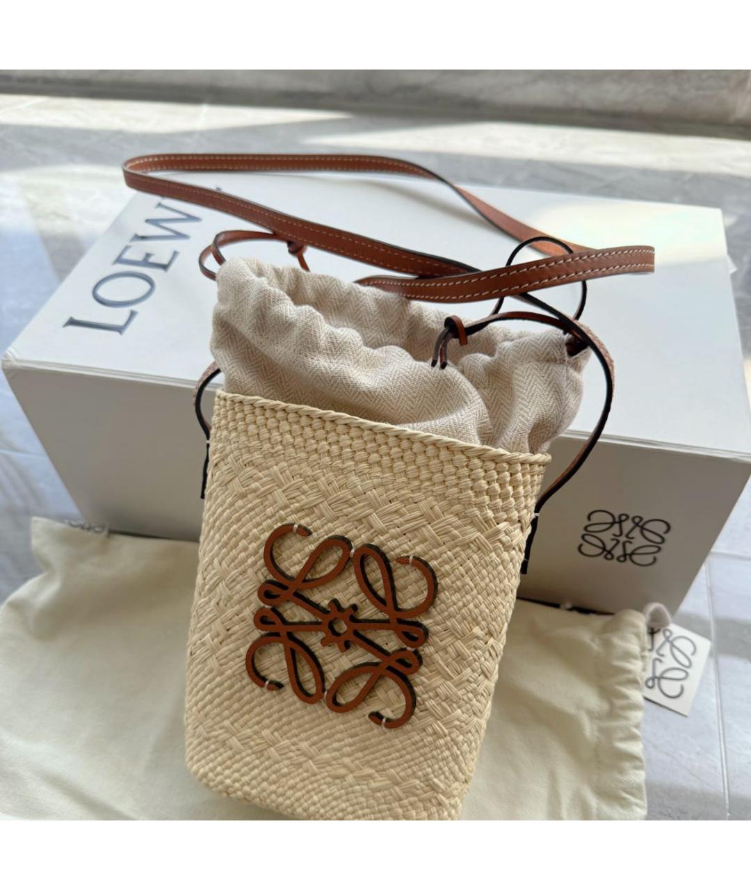 LOEWE Бежевая пелетеная сумка через плечо, фото 6
