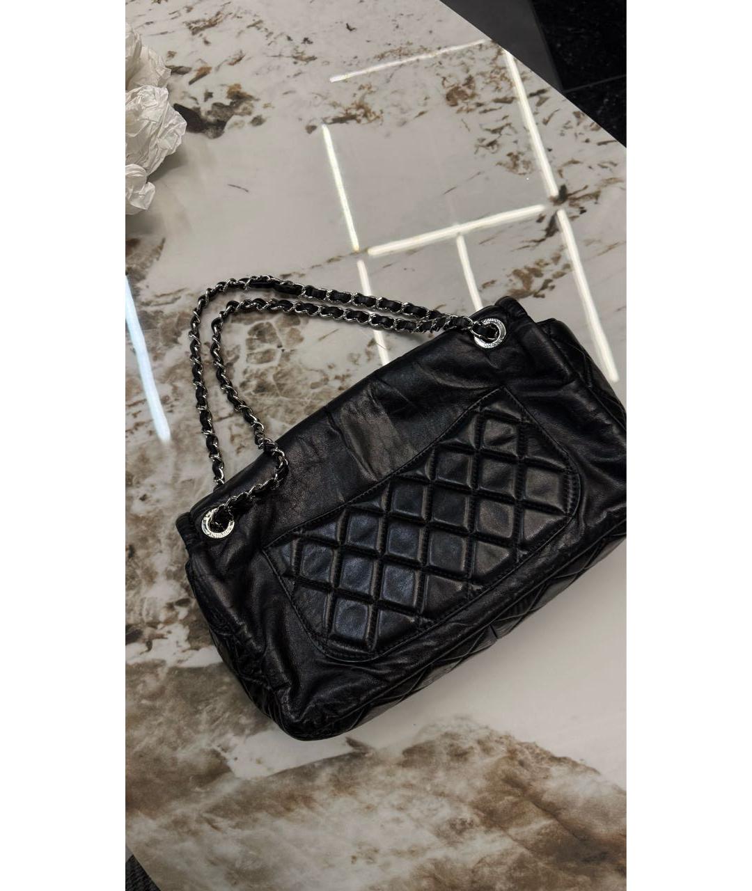 CHANEL Черная кожаная сумка через плечо, фото 4