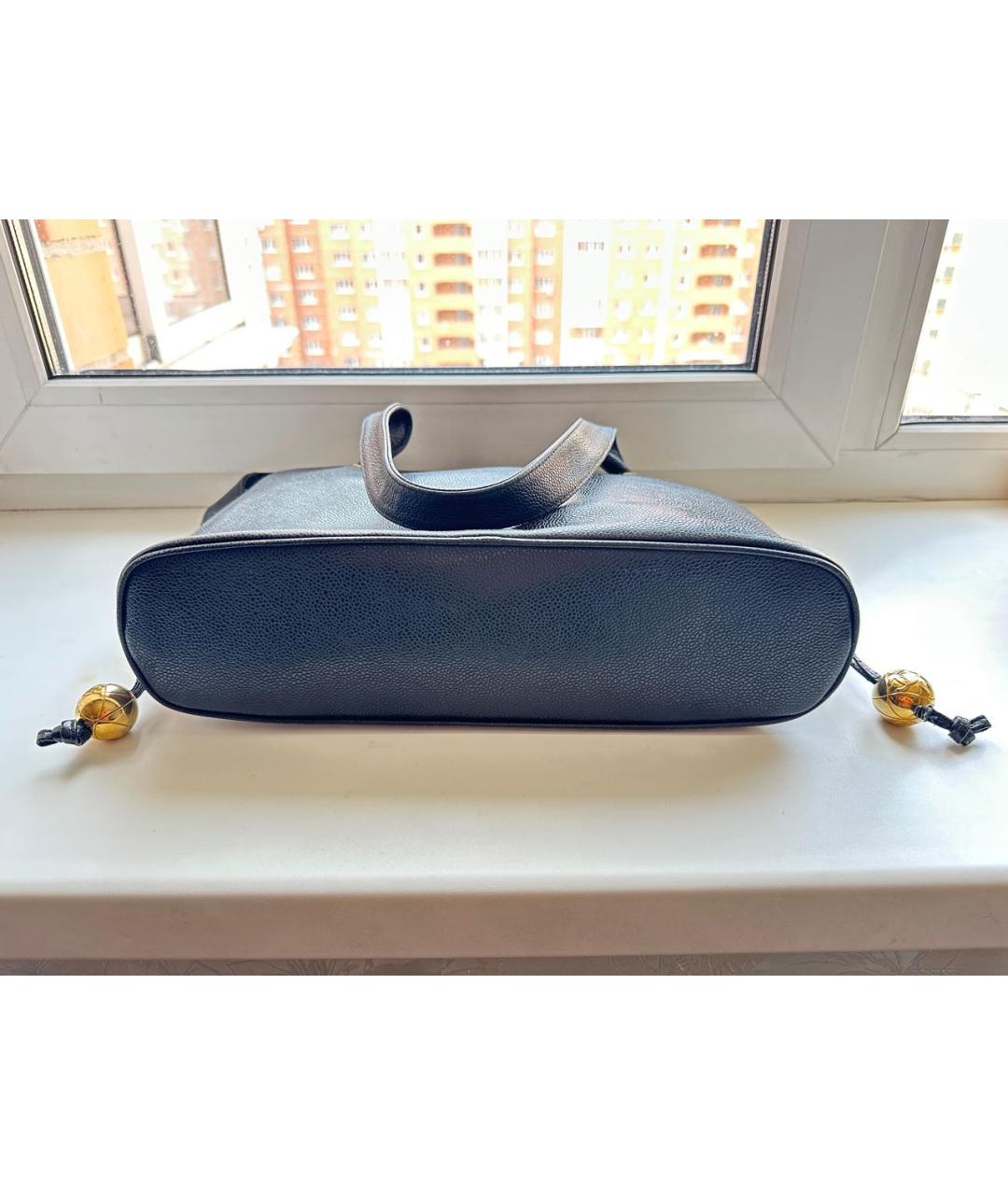 CHANEL Черная кожаная сумка тоут, фото 4