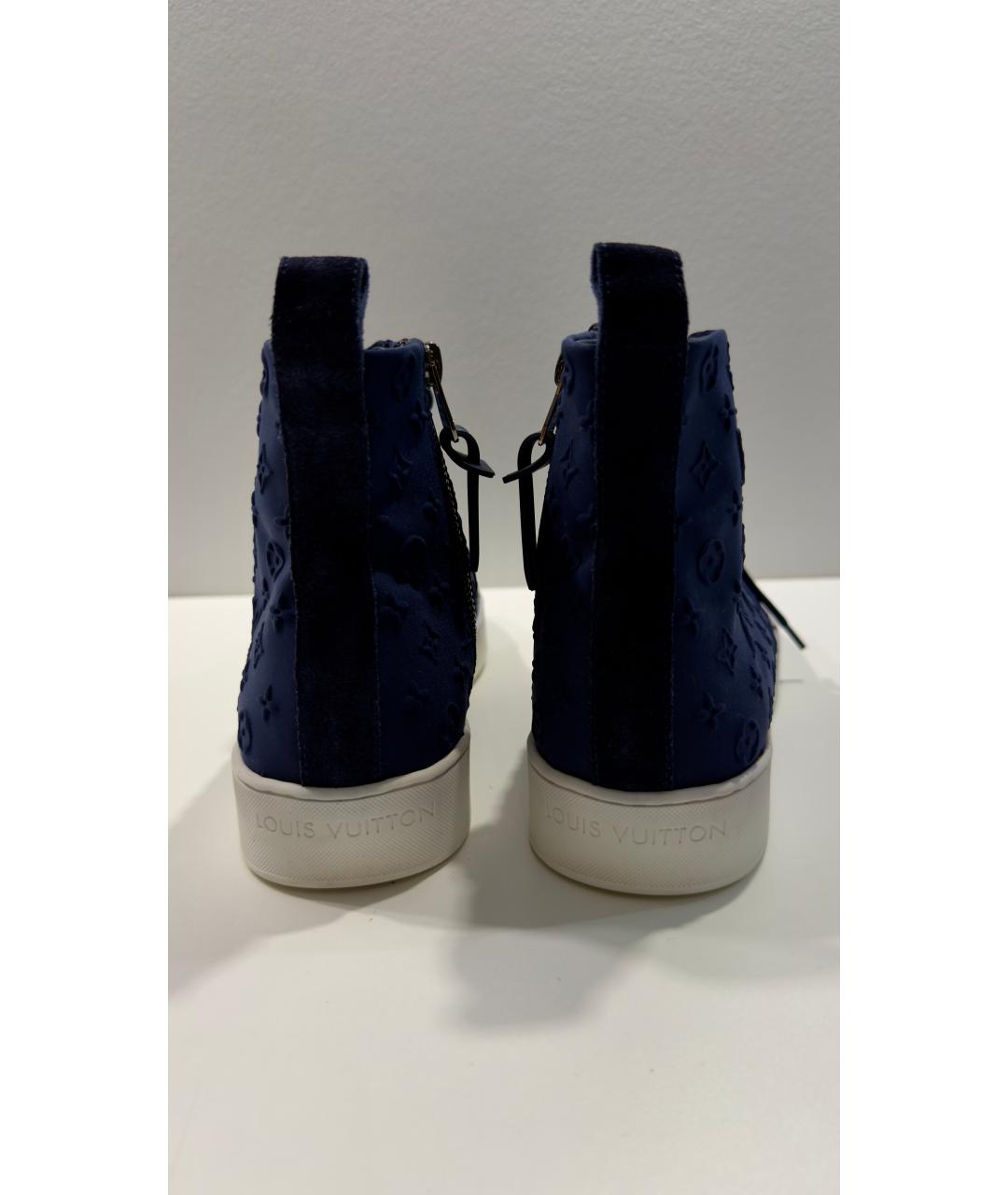LOUIS VUITTON Темно-синие замшевые кеды, фото 8