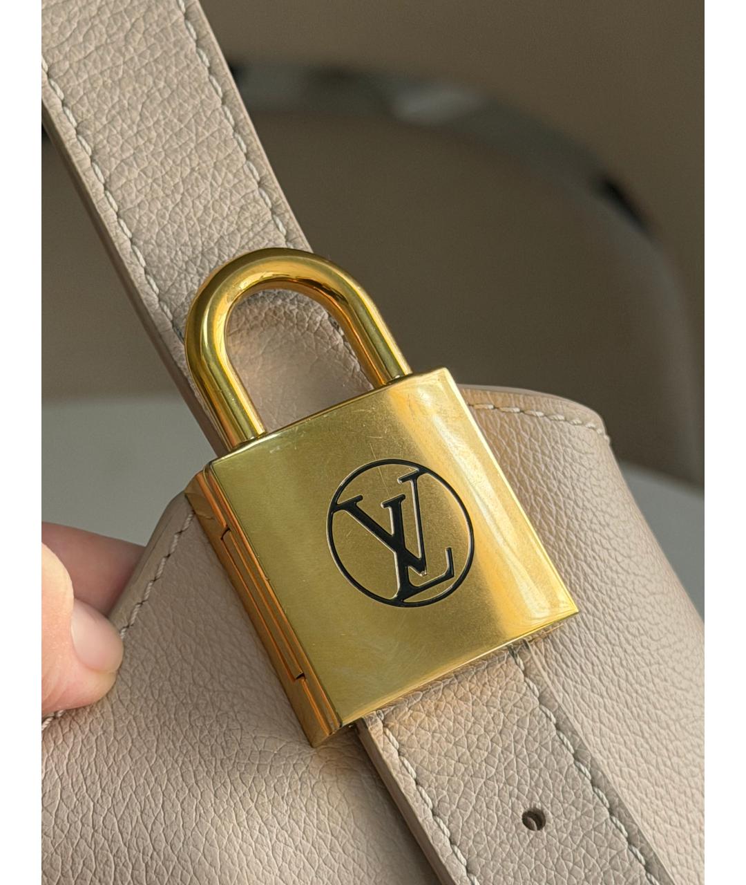 LOUIS VUITTON Бежевая кожаная сумка тоут, фото 8