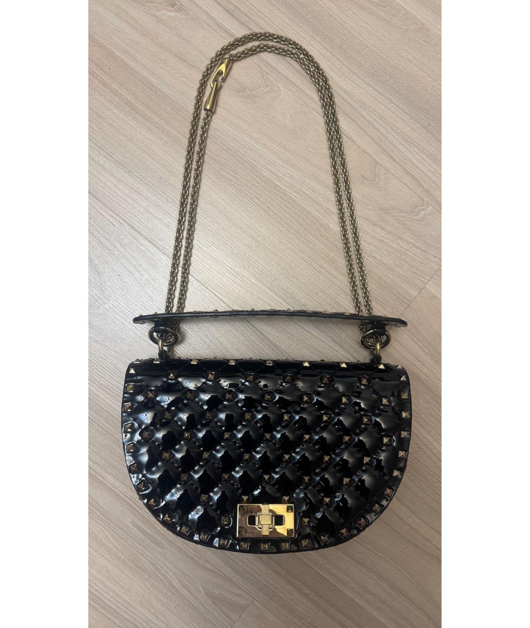 VALENTINO Черная сумка с короткими ручками из лакированной кожи, фото 2