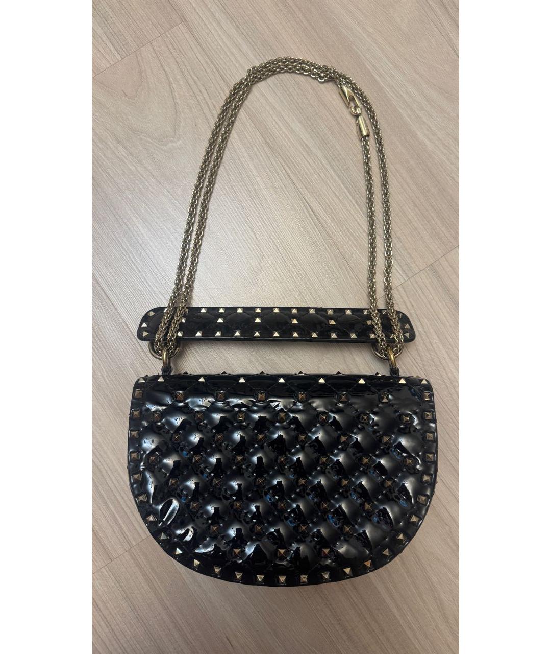VALENTINO Черная сумка с короткими ручками из лакированной кожи, фото 3