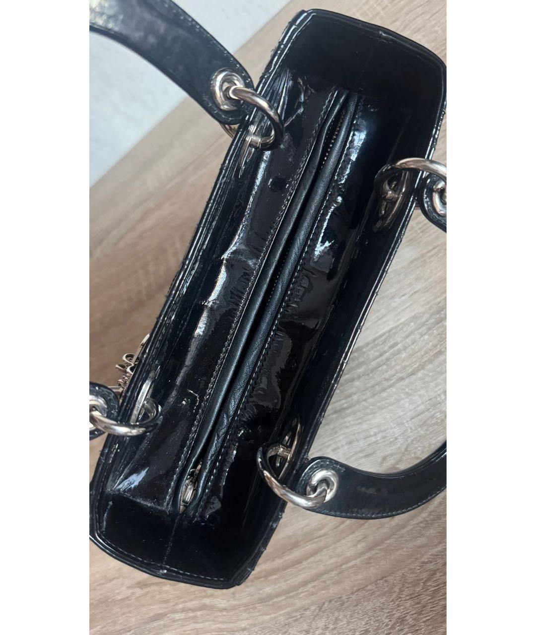 CHRISTIAN DIOR Черная сумка с короткими ручками из лакированной кожи, фото 8