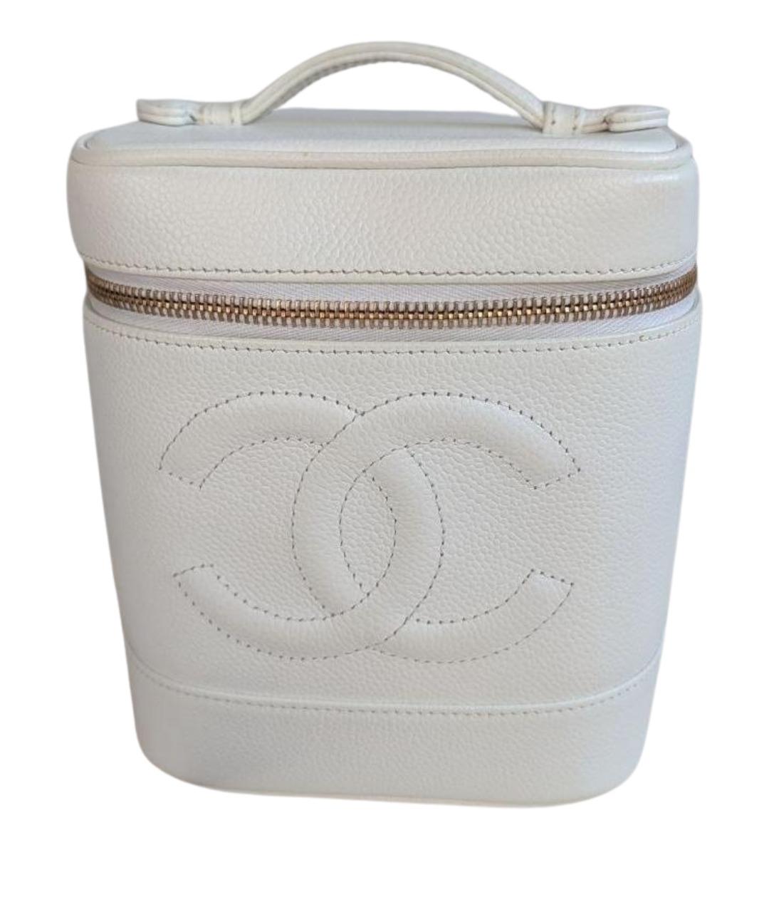 CHANEL Белая кожаная сумка с короткими ручками, фото 1