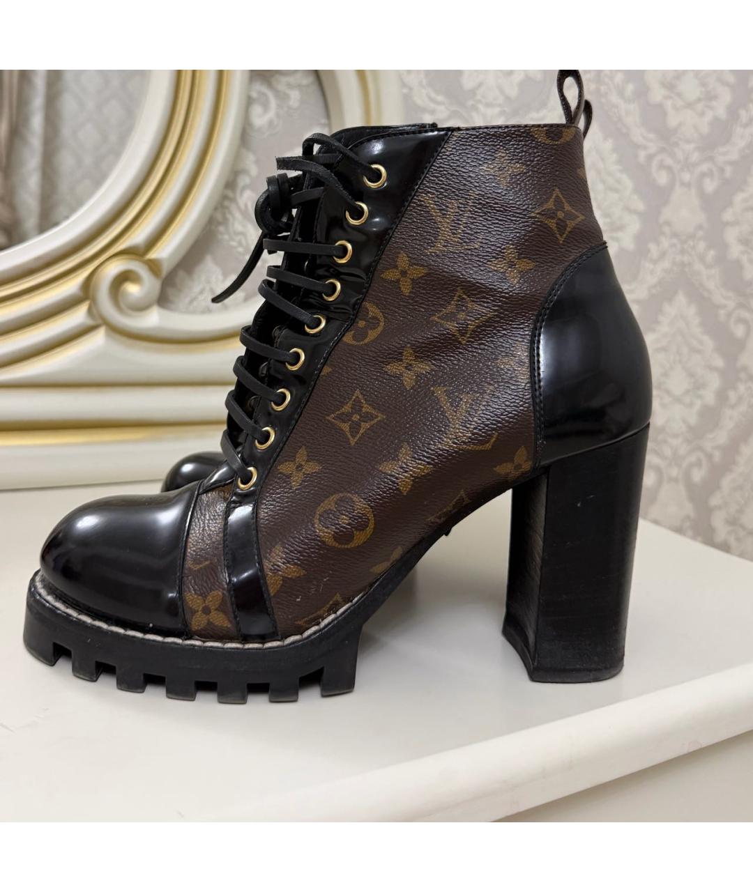 LOUIS VUITTON Коричневые ботильоны, фото 9