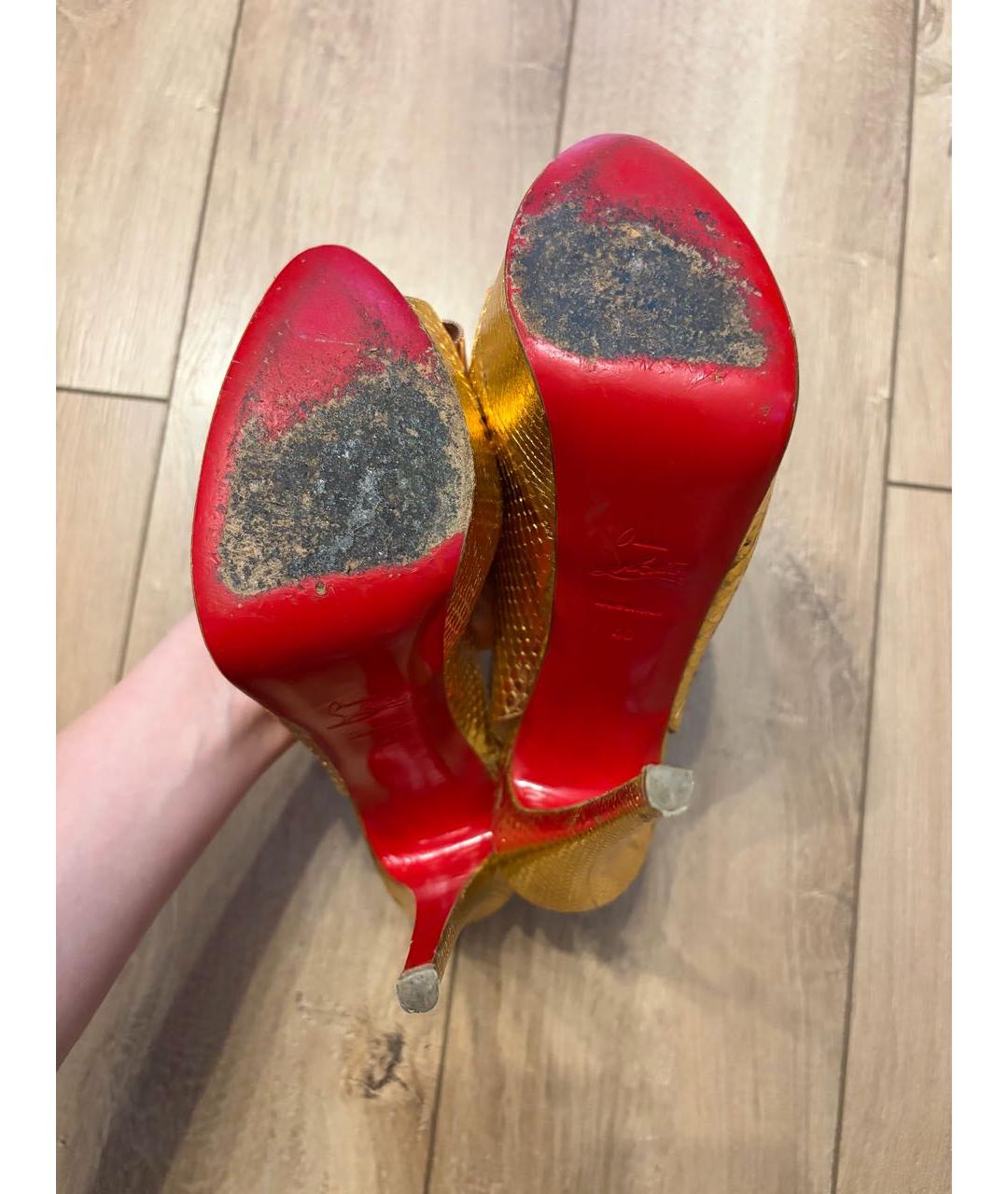 CHRISTIAN LOUBOUTIN Золотые туфли, фото 4